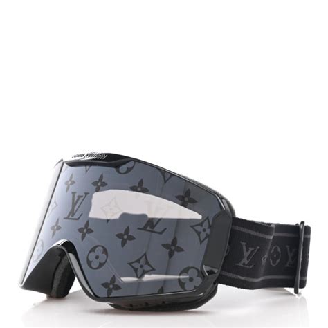 louis vuitton mascherina bocca|louis vuitton lv snow mask.